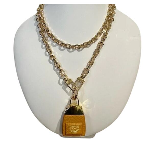 MCM NWT Limited Edition Mini EDP Pendant - Picture 2 of 5